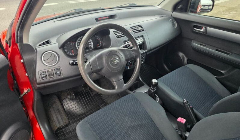 SUZUKI Swift  | FWD (przód) | Manualna | 92 KM | Pomarańczowy full