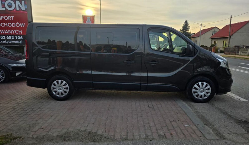 RENAULT Trafic  | FWD (przód) | Manualna | 125 KM | Brązowy full