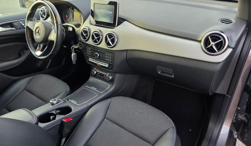 MERCEDES-BENZ Klasa B | FWD (przód) | Automatyczna | 156 KM | Srebrny full