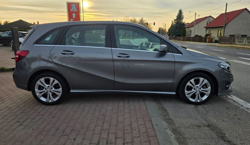 MERCEDES-BENZ Klasa B | FWD (przód) | Automatyczna | 156 KM | Srebrny full