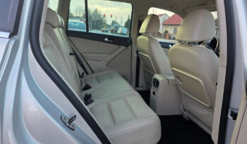 VOLKSWAGEN Tiguan  | FWD (przód) | Manualna | 140 KM | Srebrny full