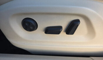 VOLKSWAGEN Tiguan  | FWD (przód) | Manualna | 140 KM | Srebrny full