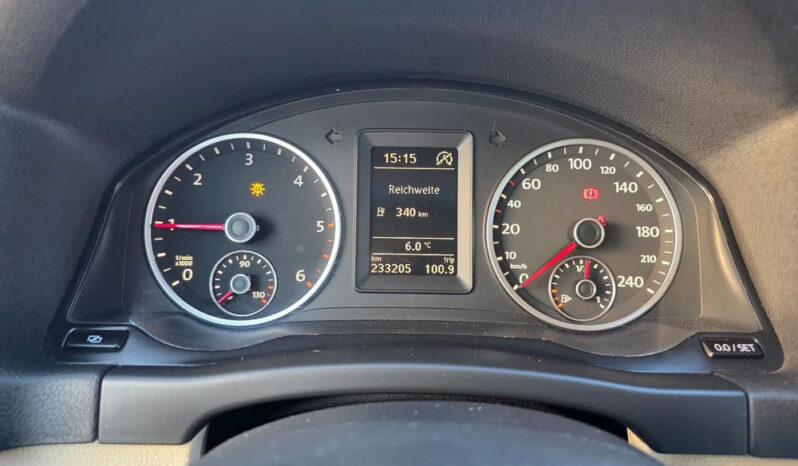 VOLKSWAGEN Tiguan  | FWD (przód) | Manualna | 140 KM | Srebrny full