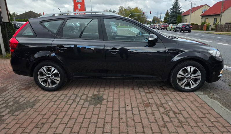 KIA Ceed  | FWD (przód) | Manualna | 128 KM | Czarny full