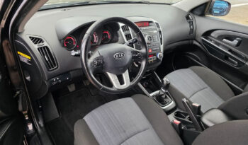 KIA Ceed  | FWD (przód) | Manualna | 128 KM | Czarny full