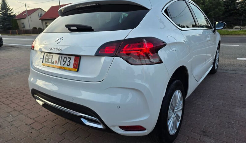 CITROEN DS4  | FWD (przód) | Manualna | 112 KM | Srebrny full