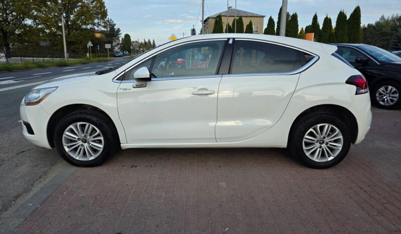 CITROEN DS4  | FWD (przód) | Manualna | 112 KM | Srebrny full