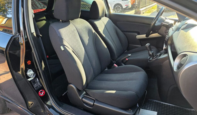 MAZDA 2 | FWD (przód) | Manualna | 85 KM | Czarny full