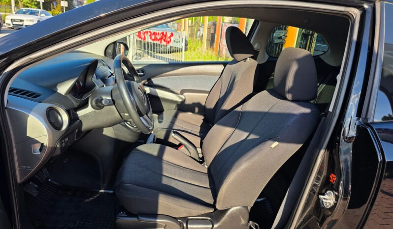 MAZDA 2 | FWD (przód) | Manualna | 85 KM | Czarny full