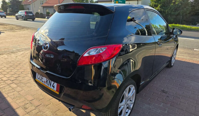 MAZDA 2 | FWD (przód) | Manualna | 85 KM | Czarny full