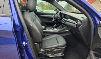 ALFA ROMEO Stelvio  | 4×4 (stały) | Automatyczna | 190 KM | Fioletowy full