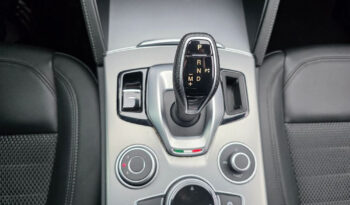 ALFA ROMEO Stelvio  | 4×4 (stały) | Automatyczna | 190 KM | Fioletowy full