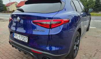 ALFA ROMEO Stelvio  | 4×4 (stały) | Automatyczna | 190 KM | Fioletowy full