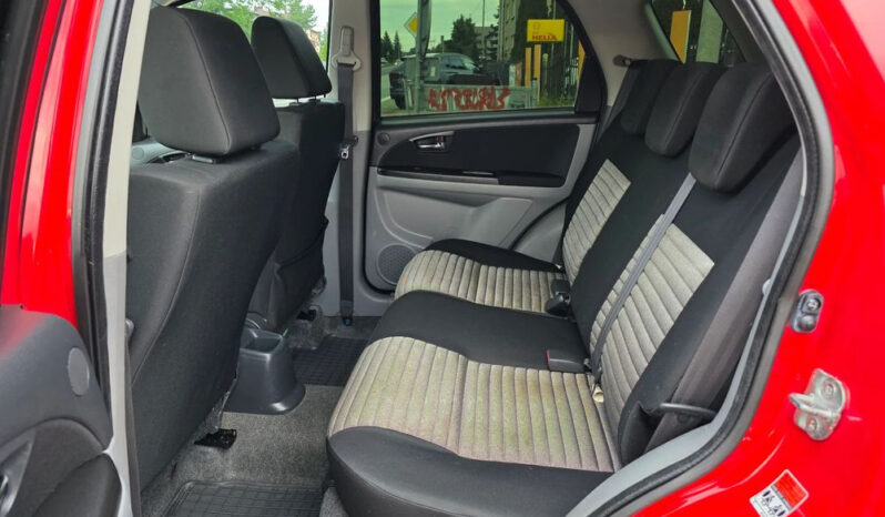 SUZUKI SX4  | FWD (przód) | Manualna | 120 KM | Czerwony full