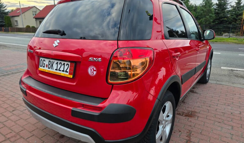 SUZUKI SX4  | FWD (przód) | Manualna | 120 KM | Czerwony full