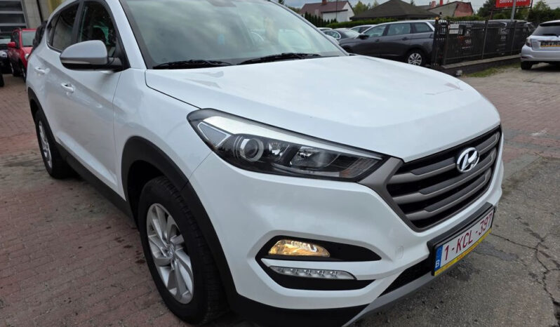 HYUNDAI Tucson  | FWD (przód) | Manualna | 116 KM | Biały full