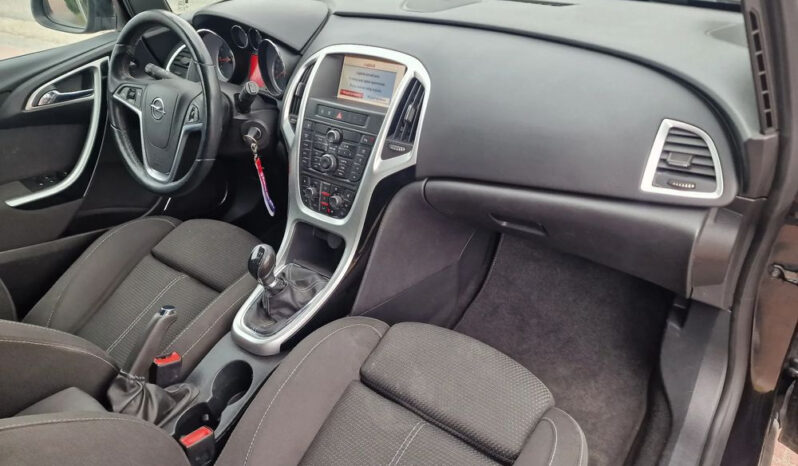 OPEL Astra | FWD (przód) | Manualna | 140 KM | Czarny full