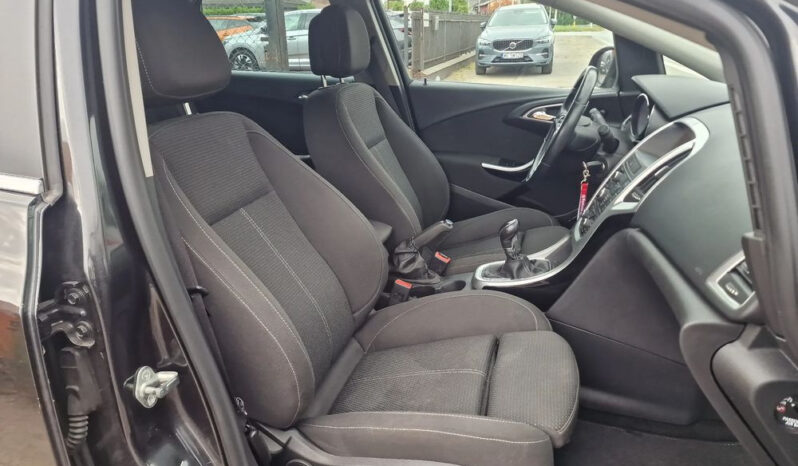 OPEL Astra | FWD (przód) | Manualna | 140 KM | Czarny full