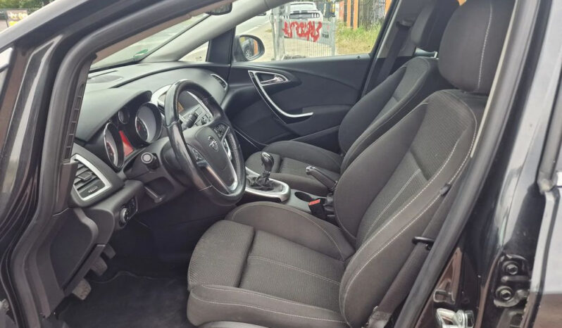 OPEL Astra | FWD (przód) | Manualna | 140 KM | Czarny full