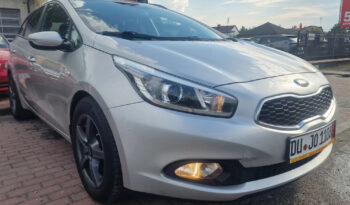 KIA Ceed  | FWD (przód) | Manualna | 135 KM | Srebrny full