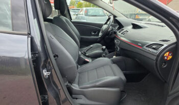 RENAULT Megane  | FWD (przód) | Manualna | 116 KM | Czarny full