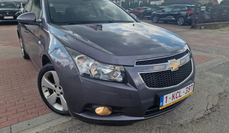 CHEVROLET Cruze  | FWD (przód) | Automatyczna | 141 KM | Szary