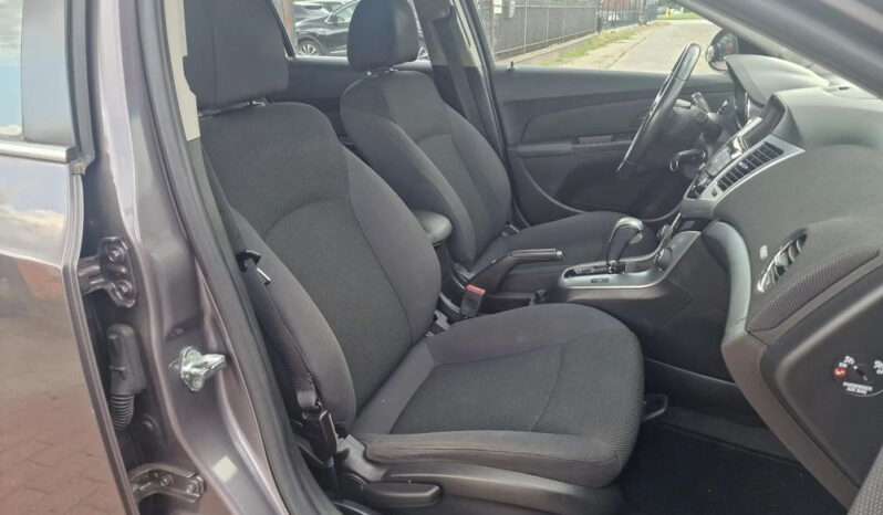 CHEVROLET Cruze  | FWD (przód) | Automatyczna | 141 KM | Szary full