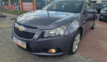 CHEVROLET Cruze  | FWD (przód) | Automatyczna | 141 KM | Szary full