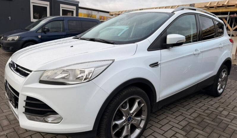 FORD Kuga  | FWD (przód) | Manualna | 150 KM | Biały full