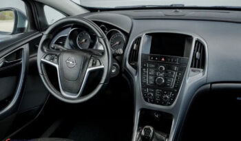 OPEL Astra | FWD (przód) | Manualna | 140 KM | Szary full