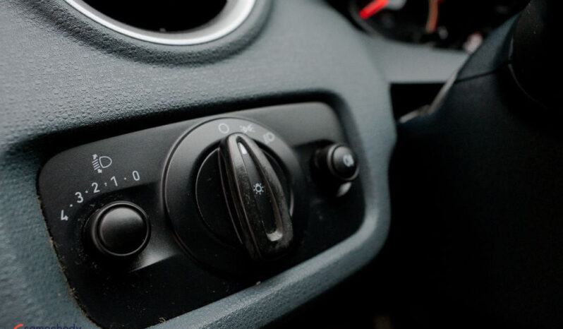 FORD Fiesta  | FWD (przód) | Manualna | 96 KM | Biały full