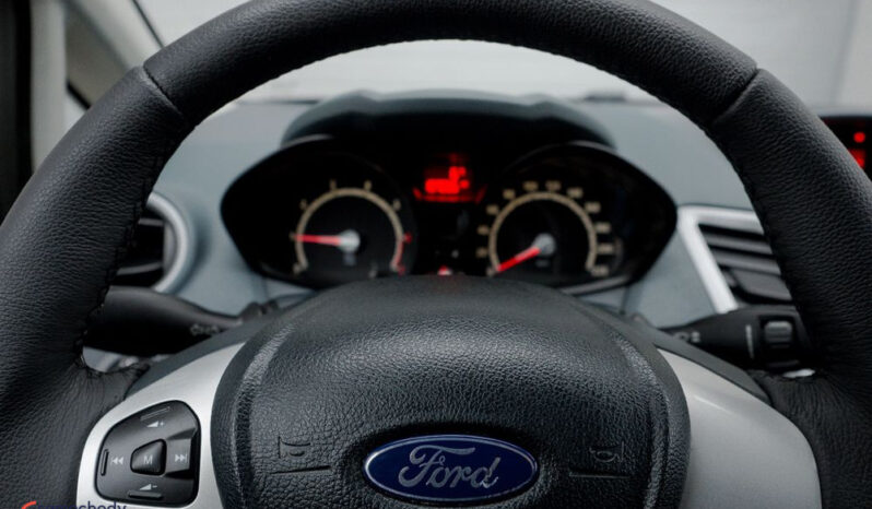 FORD Fiesta  | FWD (przód) | Manualna | 96 KM | Biały full