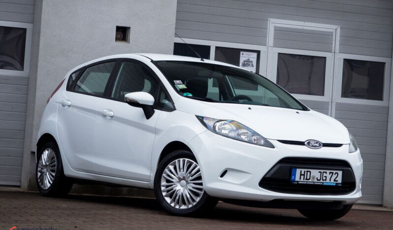 FORD Fiesta  | FWD (przód) | Manualna | 96 KM | Biały full