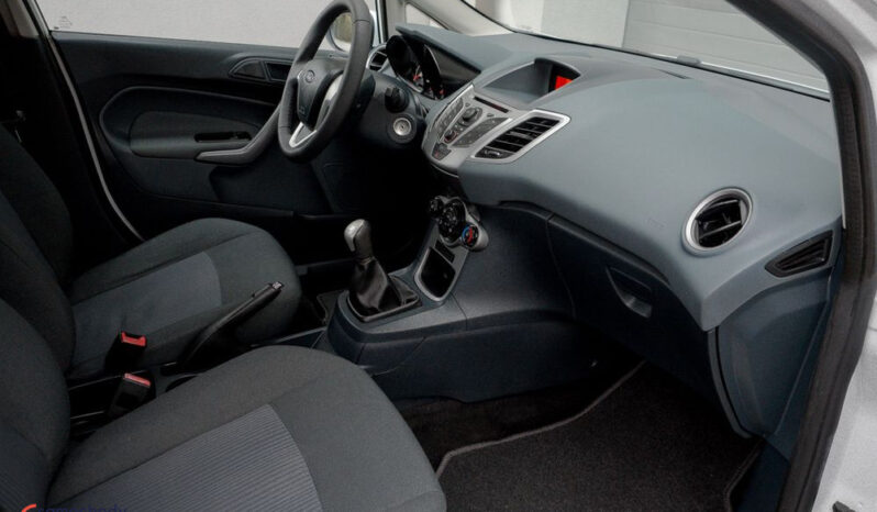 FORD Fiesta  | FWD (przód) | Manualna | 96 KM | Biały full