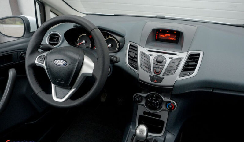 FORD Fiesta  | FWD (przód) | Manualna | 96 KM | Biały full