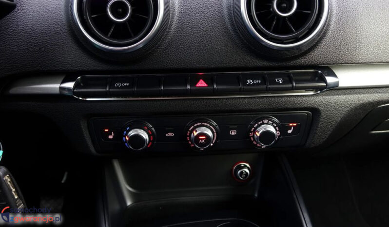 AUDI A3  | FWD (przód) | Manualna | 105 KM | Czarny full