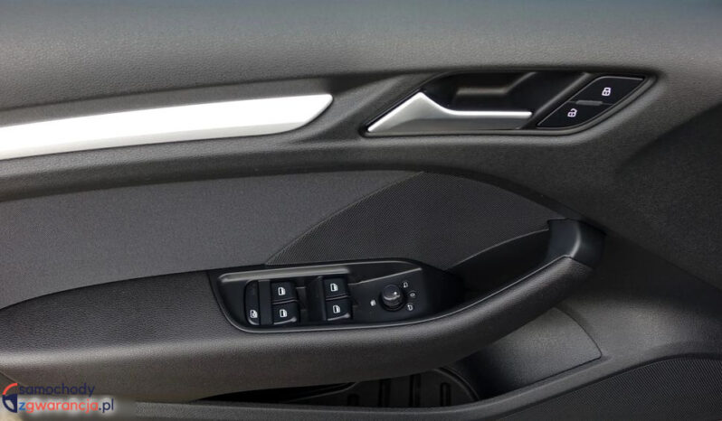 AUDI A3  | FWD (przód) | Manualna | 105 KM | Czarny full