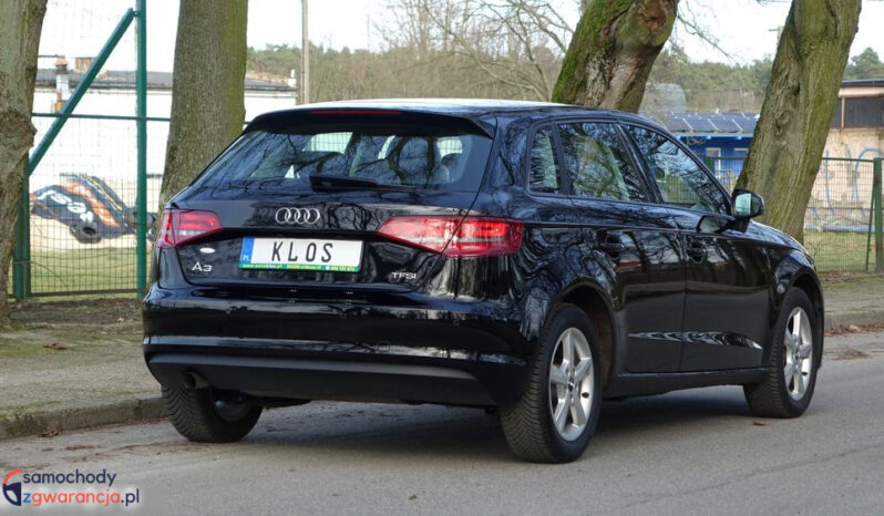 AUDI A3  | FWD (przód) | Manualna | 105 KM | Czarny full
