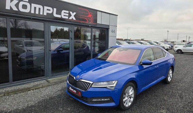 Skoda Superb  | Fwd (Przód) | Automatyczna | 150 Km | Niebieski