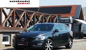 Volvo V60  | 4X4 (Doł. Automatycznie) | Automatyczna | 220 Km | Szary
