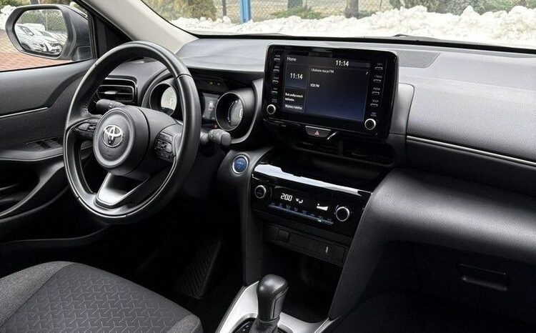 TOYOTA Yaris Cross | FWD (przód) | Automatyczna | 92 KM | Biały full