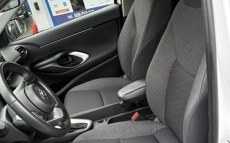 TOYOTA Yaris Cross | FWD (przód) | Automatyczna | 92 KM | Biały full