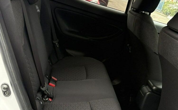 TOYOTA Yaris Cross | FWD (przód) | Automatyczna | 92 KM | Biały full