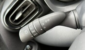 TOYOTA Yaris Cross | FWD (przód) | Automatyczna | 92 KM | Biały full