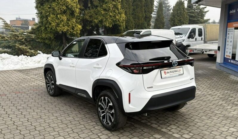 TOYOTA Yaris Cross | FWD (przód) | Automatyczna | 92 KM | Biały full