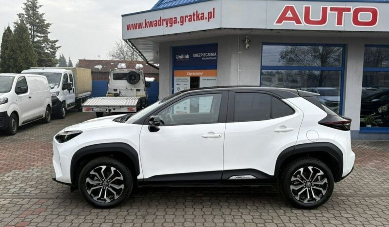 TOYOTA Yaris Cross | FWD (przód) | Automatyczna | 92 KM | Biały full