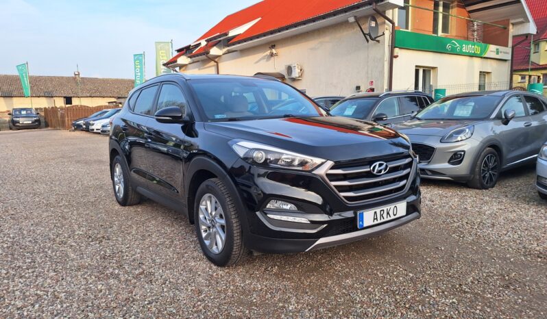 Hyundai Tucson  | Fwd (Przód) | Manualna | 116 Km | Czarny