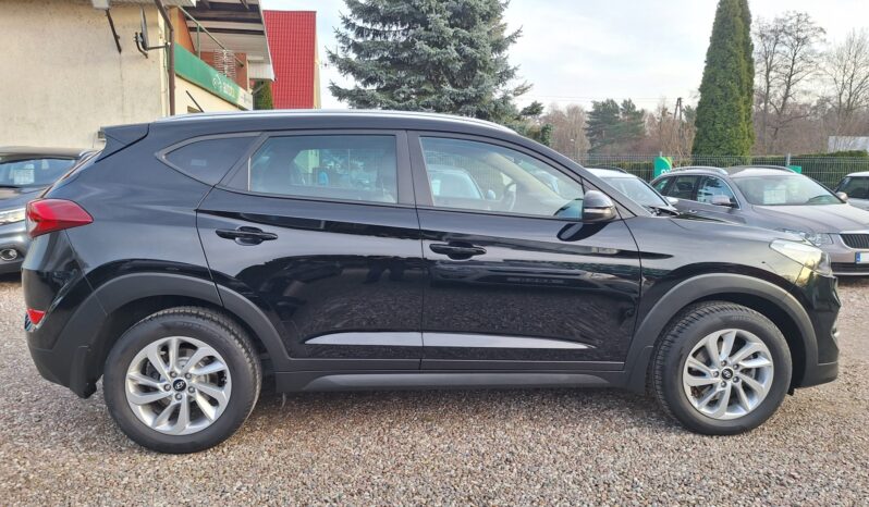 HYUNDAI Tucson  | FWD (przód) | Manualna | 116 KM | Czarny full