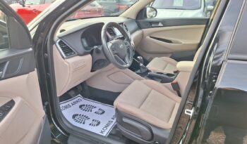HYUNDAI Tucson  | FWD (przód) | Manualna | 116 KM | Czarny full