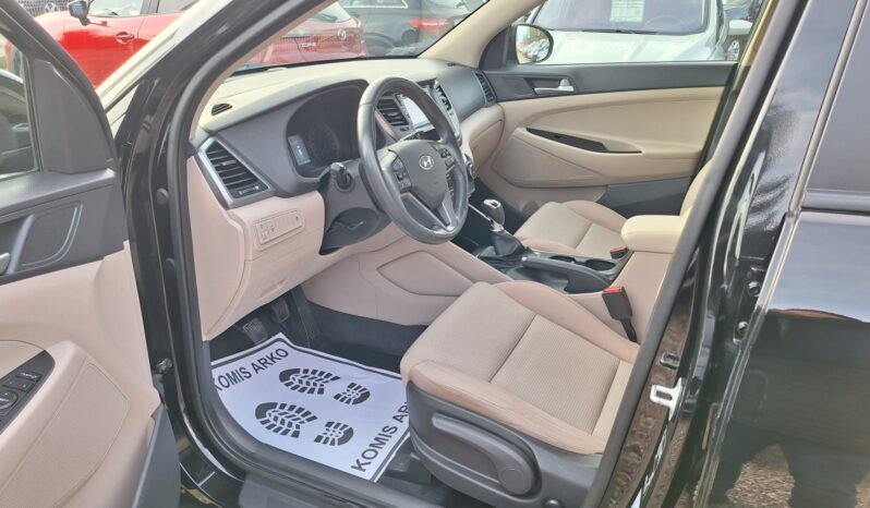 HYUNDAI Tucson  | FWD (przód) | Manualna | 116 KM | Czarny full